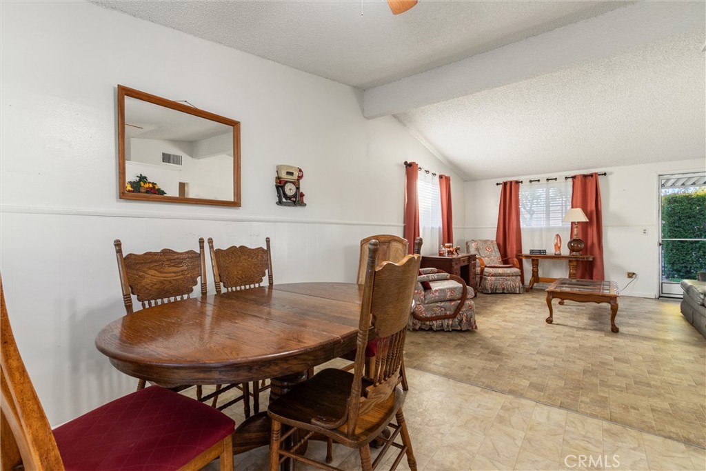 12918 Pinney Street Pacoima, CA 91331 - Photo 9 of 27