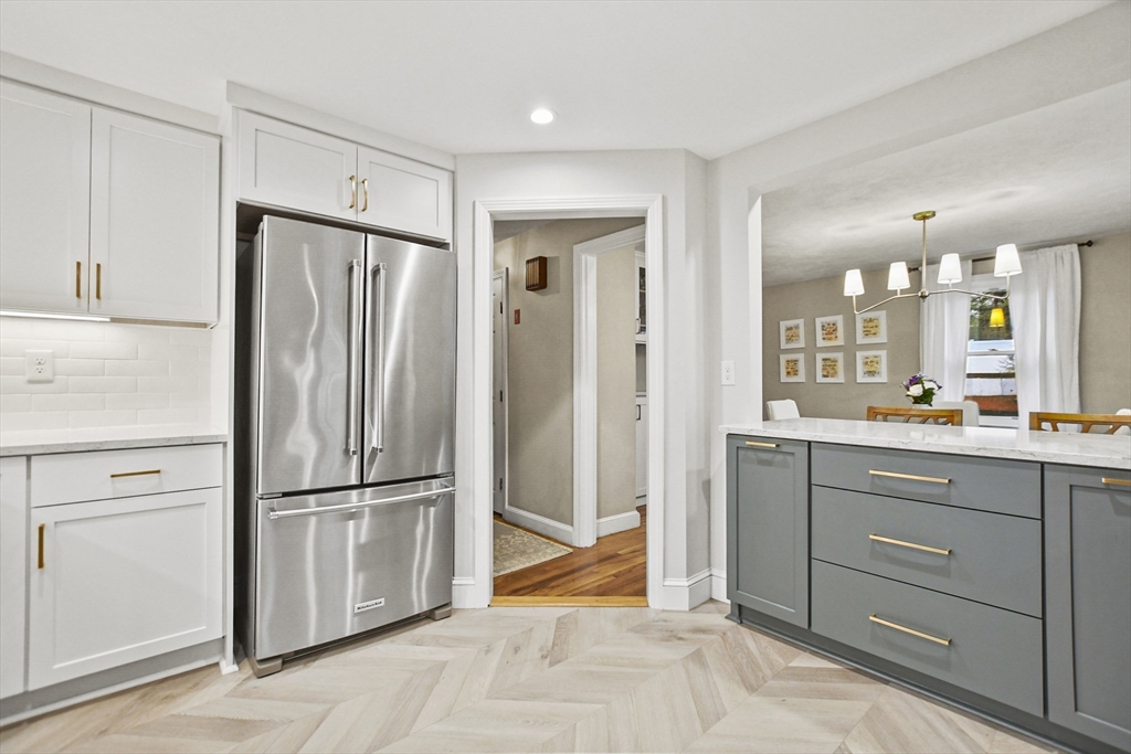 9 Mooney Road Burlington, MA 01803 - Photo 13 of 41 Gallery Image 13