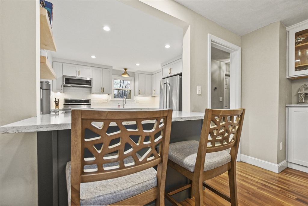 9 Mooney Road Burlington, MA 01803 - Photo 15 of 41 Gallery Image 15