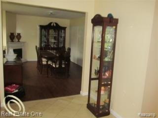 36255 Hardenburg Road Farmington, MI 48331 - Photo 2 of 18 Foyer Into Living Room.jpg