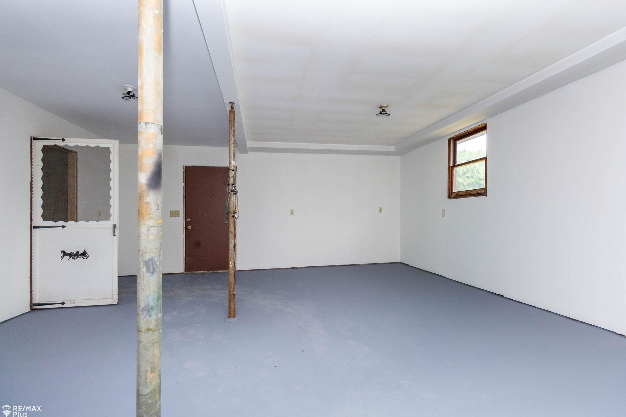 3350 North Belsay Road Flint, MI 48506 - Photo 28 of 44