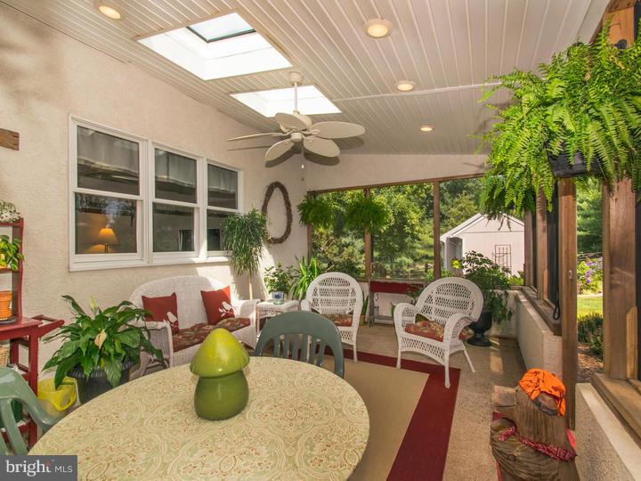 552 Beck Road Souderton, PA 18964 - Photo 9 of 25 Enclosed Porch