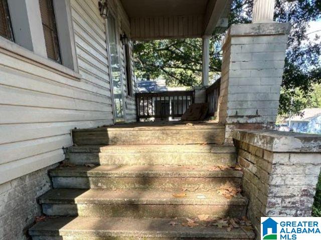 927 Woodward Road Birmingham, AL 35228 - Photo 3 of 9