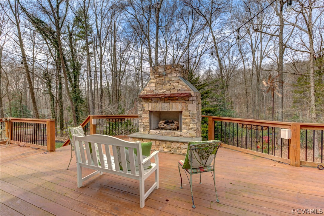 9810 Kingsbridge Road Henrico, VA 23238 - Photo 32 of 32 a view of balcony with wooden floor and outdoor seating