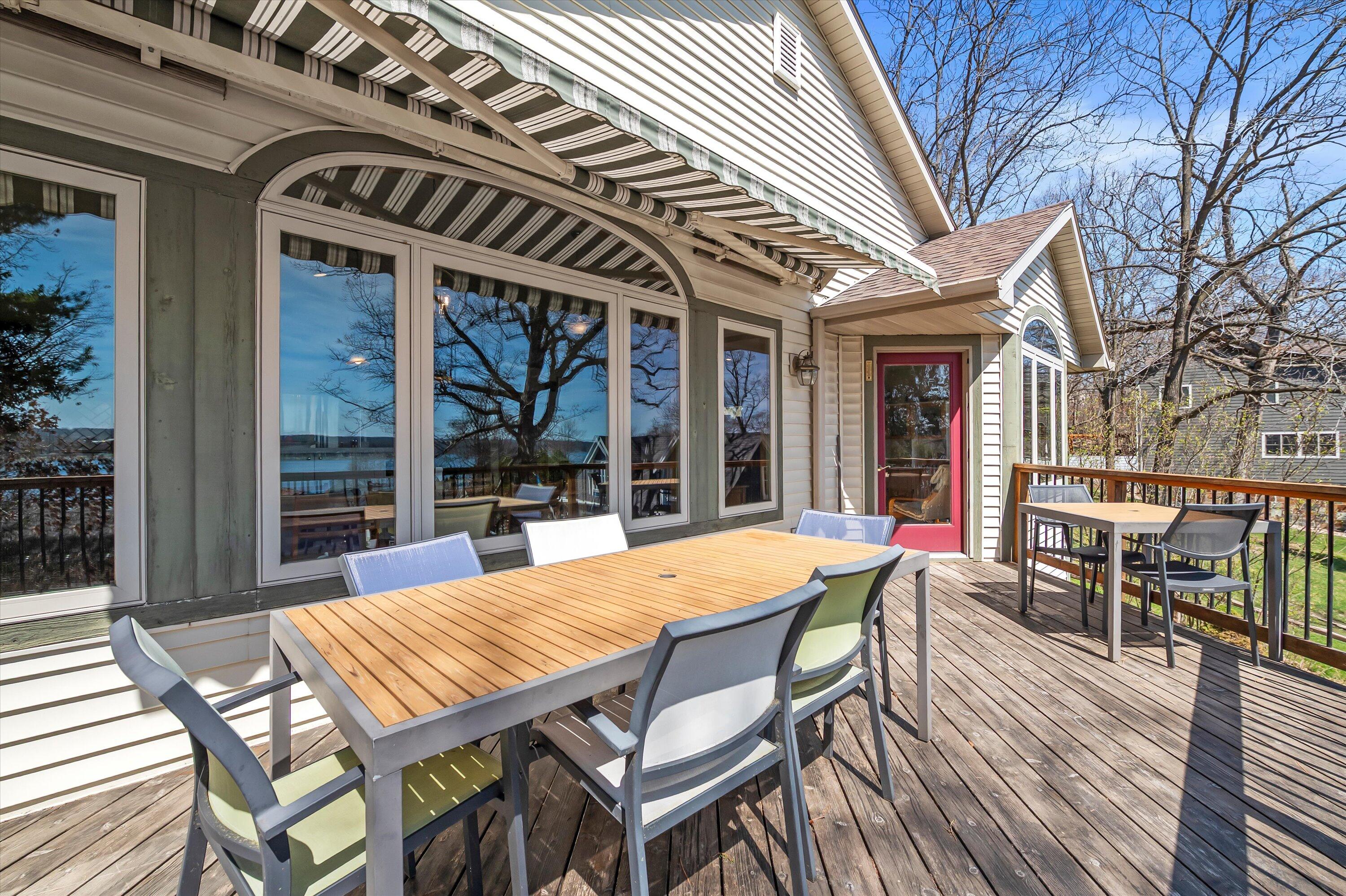 W303N2665 Maple Avenue Delafield, WI 53072 - Photo 25 of 50 Front Deck