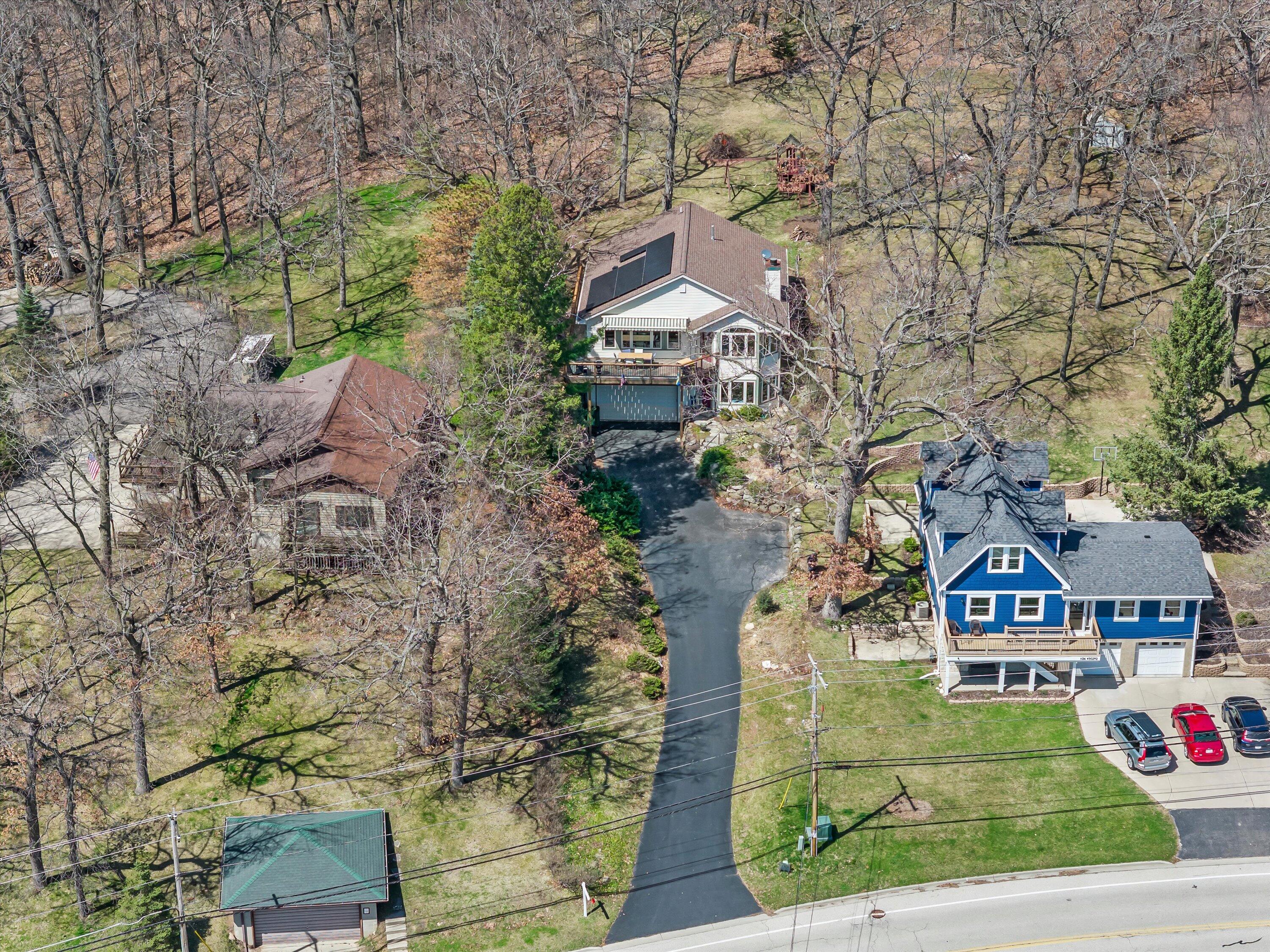 W303N2665 Maple Avenue Delafield, WI 53072 - Photo 41 of 50 Drone property photo