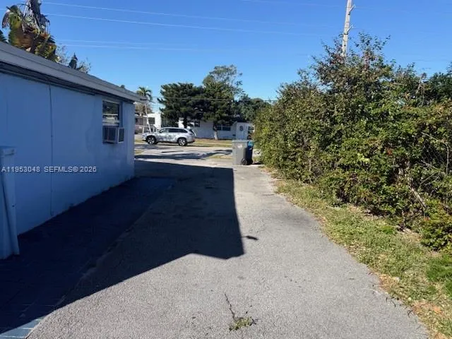 $1,400 | Lake Forest, West Park, FL 33023