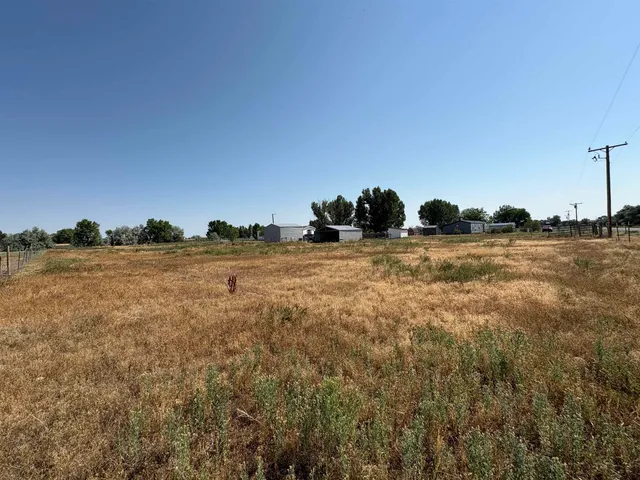 $240,000 | 30 Mission Road, Riverton, WY 82501