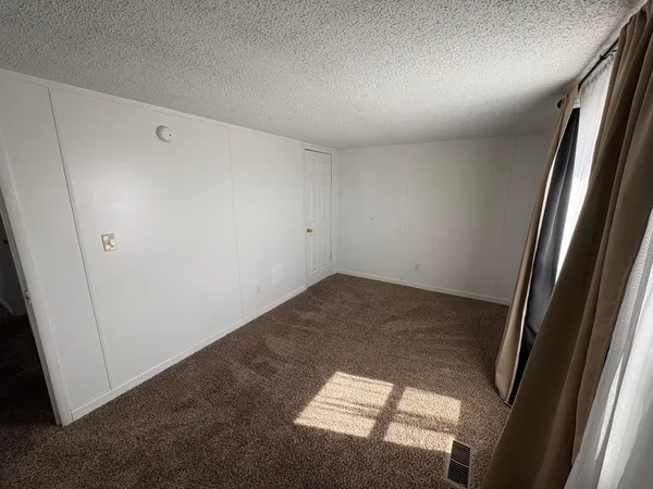 $240,000 | 30 Mission Road, Riverton, WY 82501