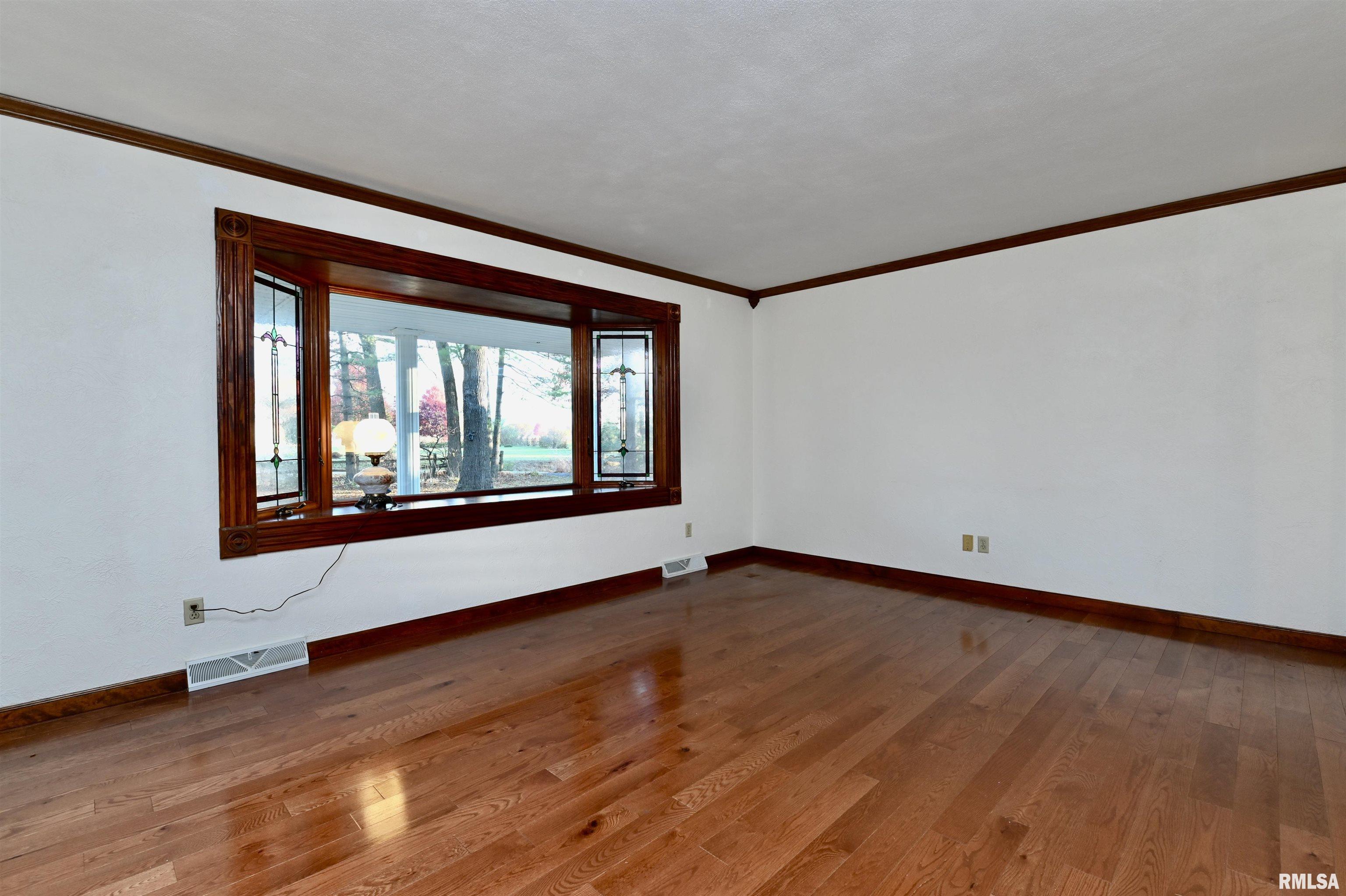 12626 West Akron Road Princeville, IL 61559 - Photo 7 of 65 Gallery Image 7