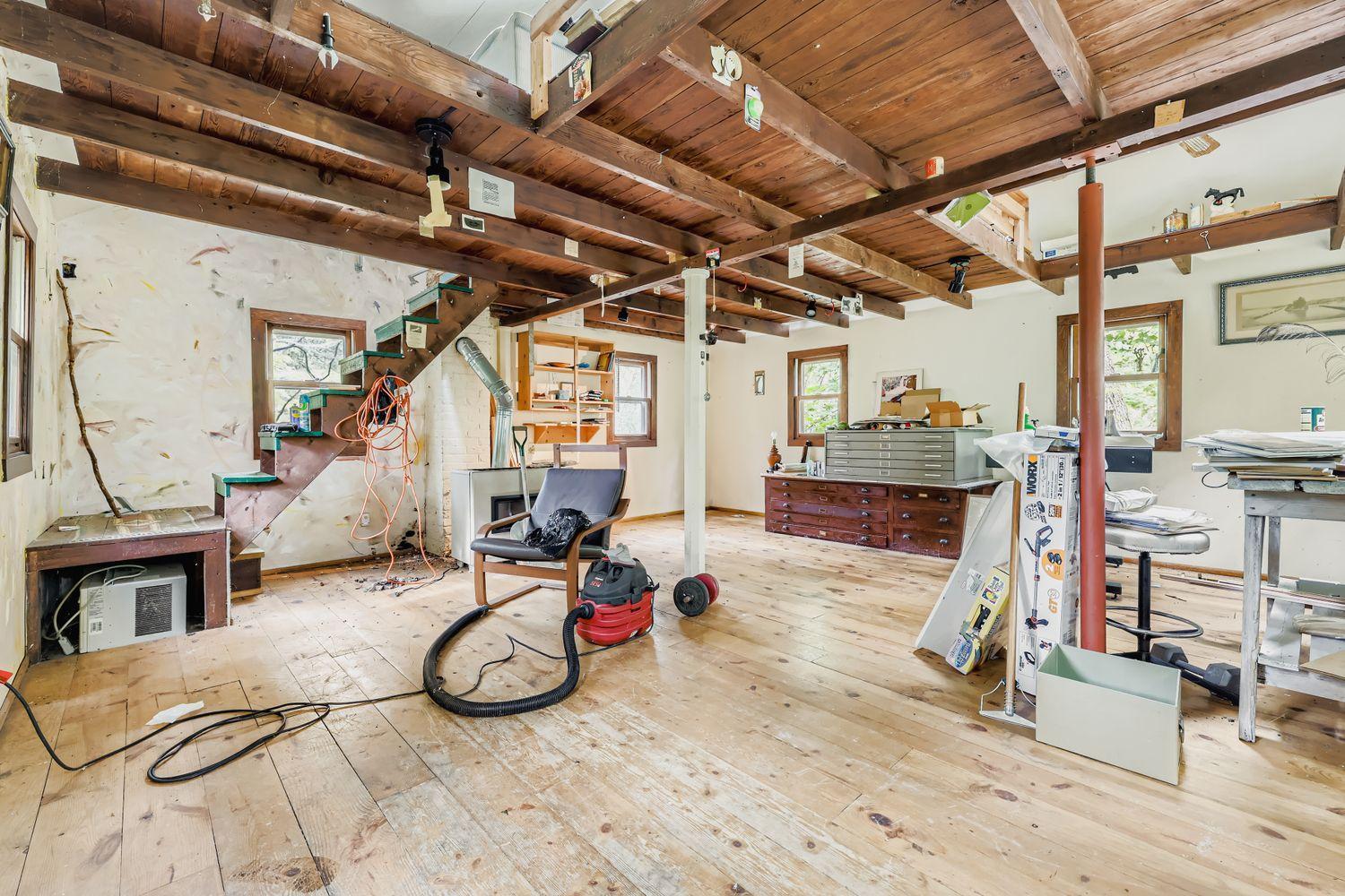 5146 Woodhill Road Minnetonka, MN 55345 - Photo 22 of 35