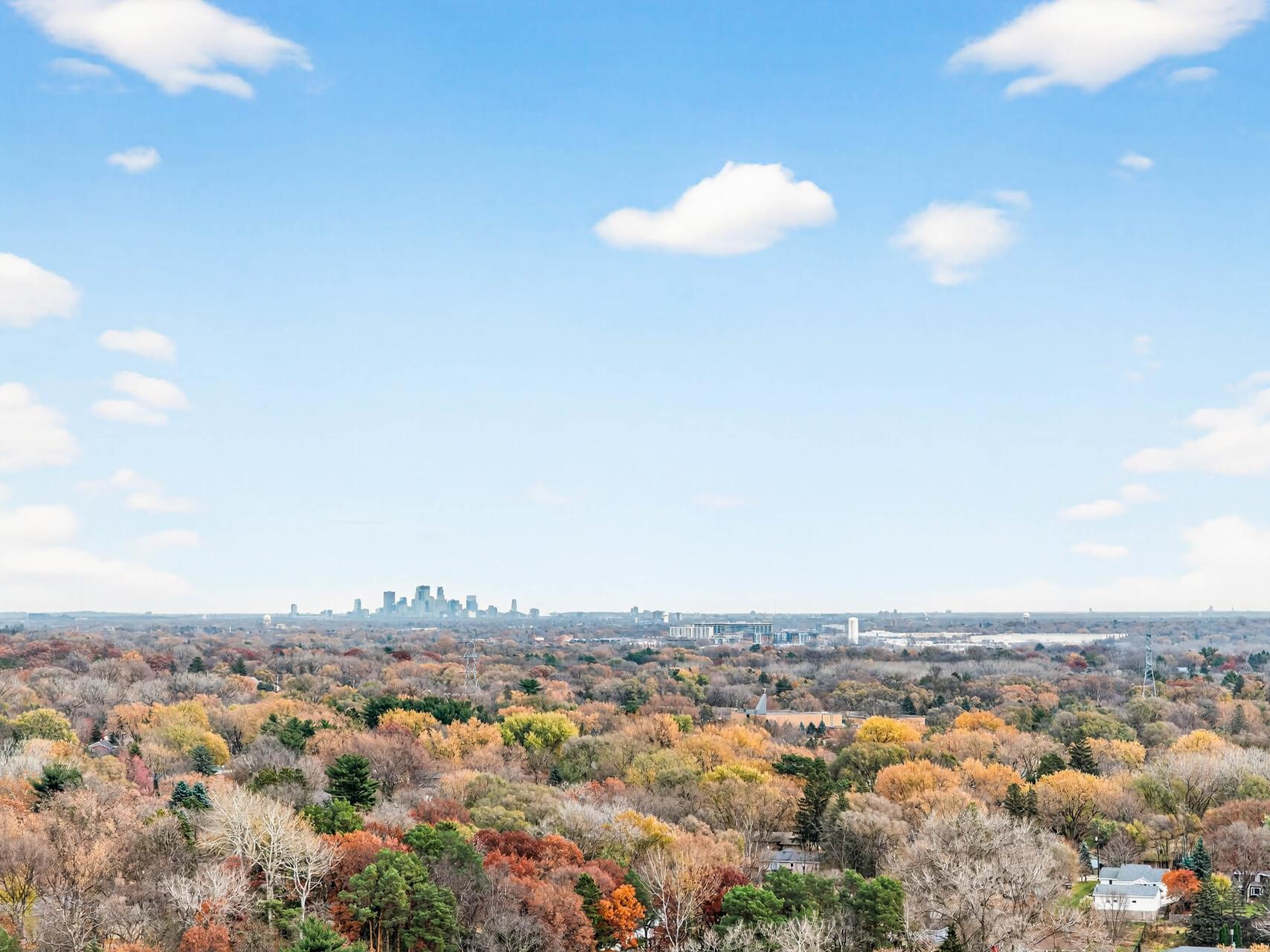 5146 Woodhill Road Minnetonka, MN 55345 - Photo 35 of 35