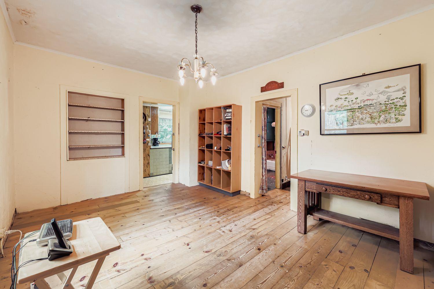 5146 Woodhill Road Minnetonka, MN 55345 - Photo 5 of 35