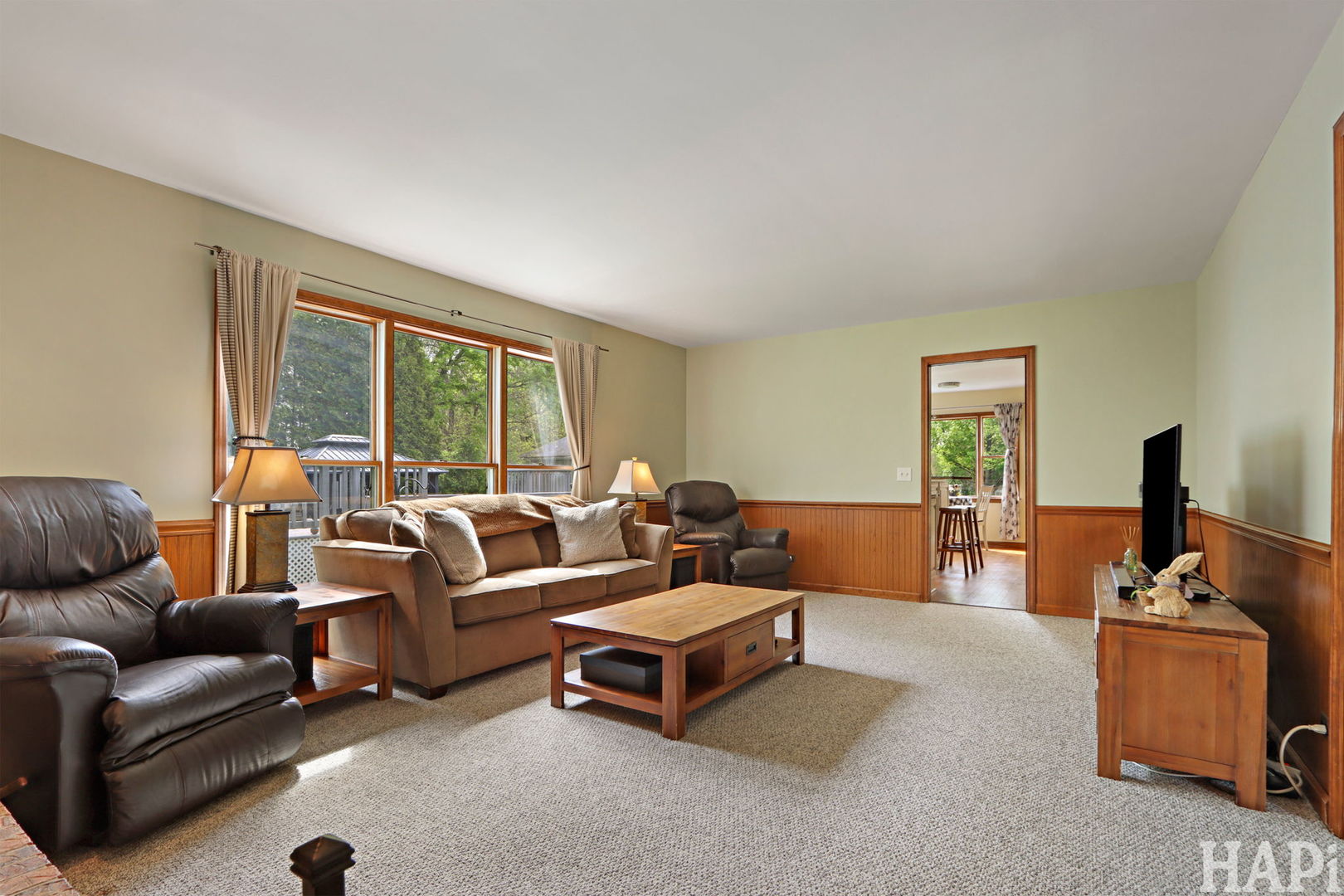 10N775 Muirhead Road Elgin, IL 60124 - Photo 9 of 45 Gallery Image 9