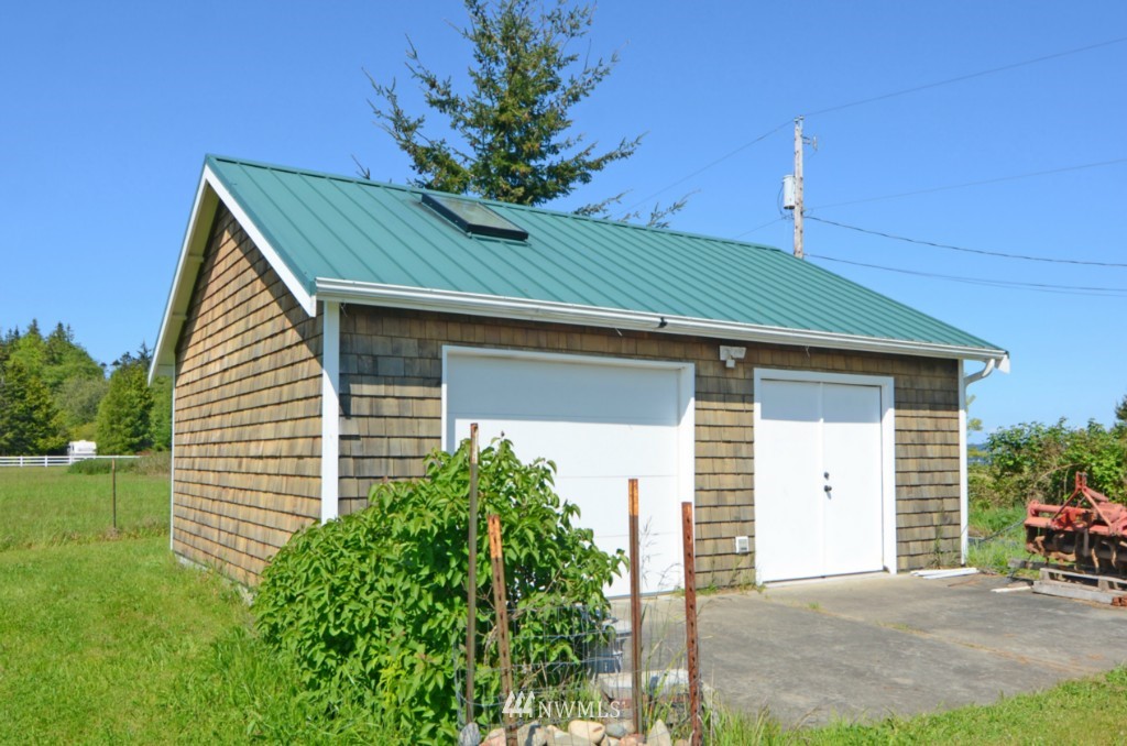 2430 East Marrowstone Road Nordland, WA 98358 - Photo 23 of 25 Gallery Image 23