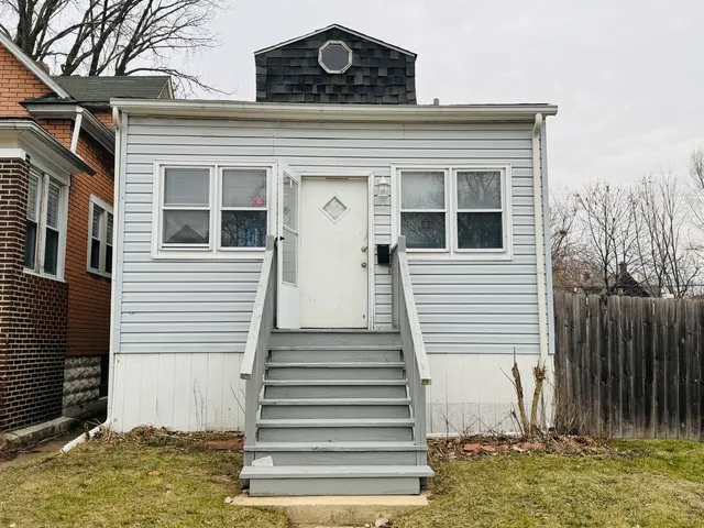 $139,900 | 541 Forsythe Avenue, Calumet City, IL 60409
