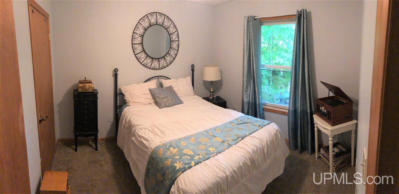 1150 Joliet Road Marquette, MI 49855 - Photo 14 of 29