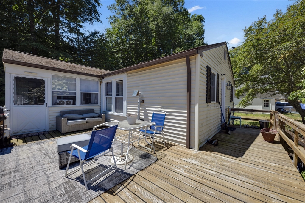 6 Roberts Park Road Holland, MA 01521 - Photo 13 of 17
