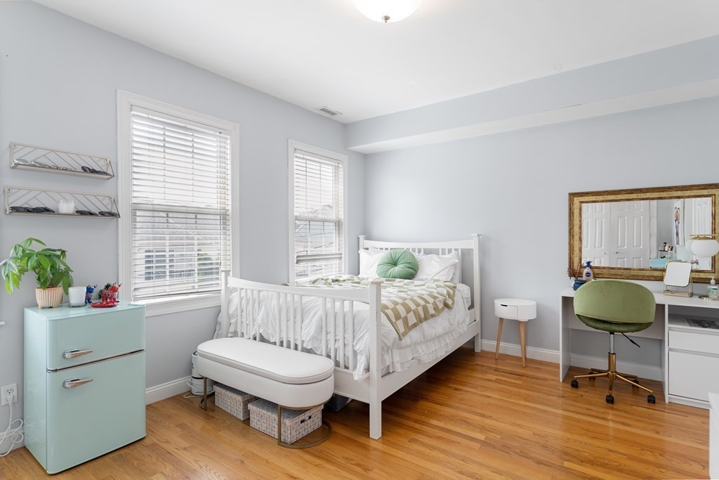 72 Baxter Street, Unit 72 Boston, MA 02127 - Photo 14 of 31