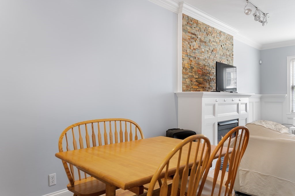 72 Baxter Street, Unit 72 Boston, MA 02127 - Photo 6 of 31