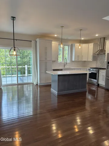 $3,300 | 10 Cypress Street, Ballston, NY 12019