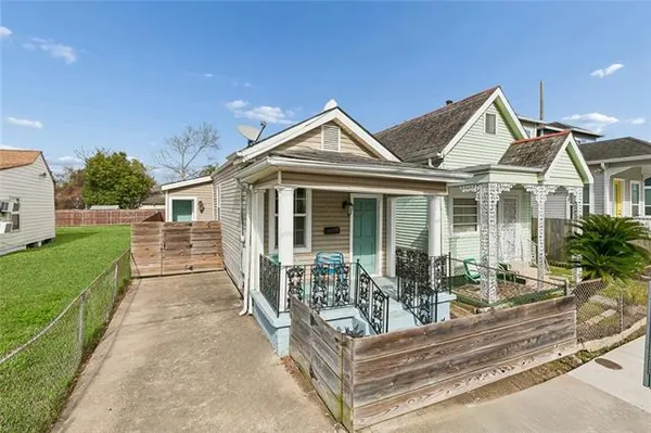 $1,700 | 8511 Cohn Street, New Orleans, LA 70118