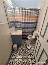 $139,900 | 1600 Woodward Heights, Ferndale, MI 48220