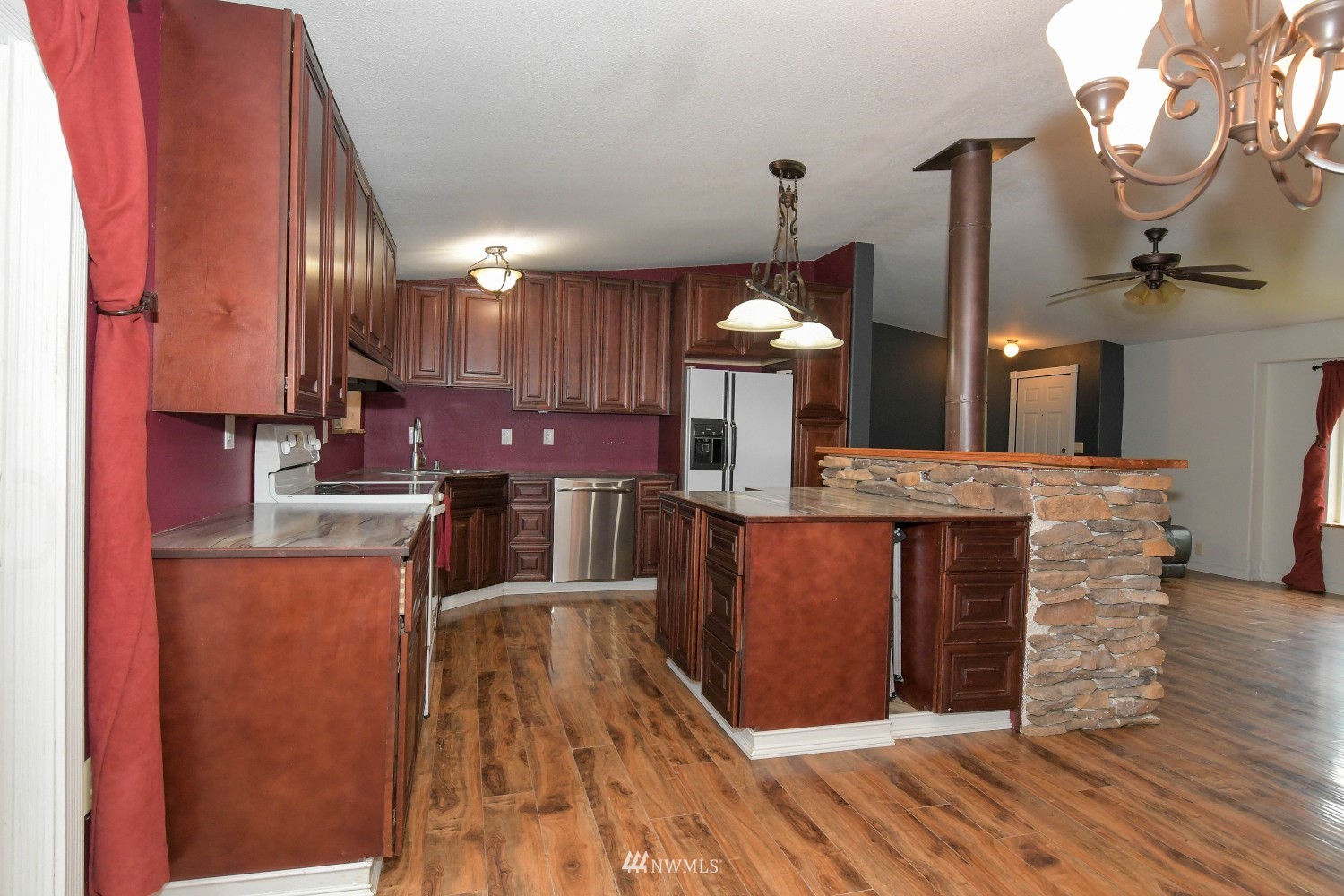 75 Malone Hill Road Elma, WA 98541 - Photo 9 of 39 Gallery Image 9