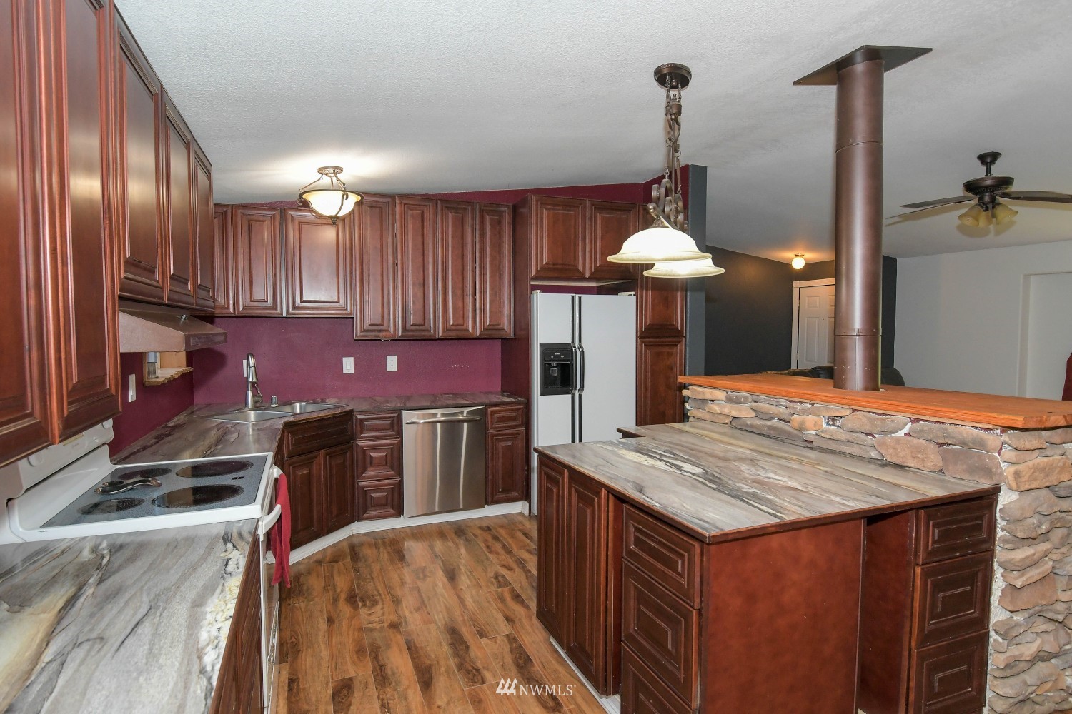 75 Malone Hill Road Elma, WA 98541 - Photo 10 of 39 Gallery Image 10