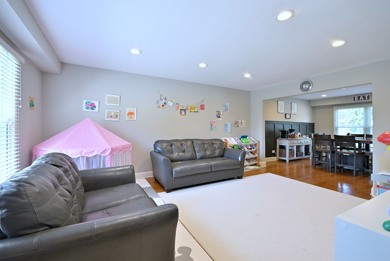 1350 Barnwall Drive Addison, IL 60101 - Photo 7 of 56