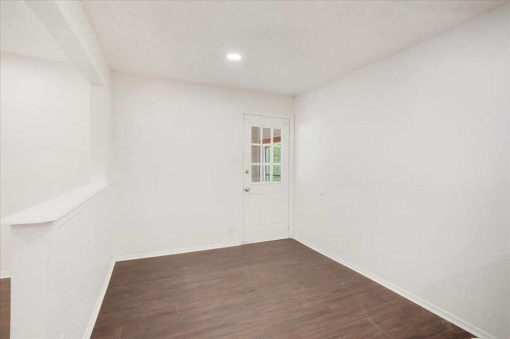 1829 Ridgewood Road Denison, TX 75020 - Photo 12 of 25