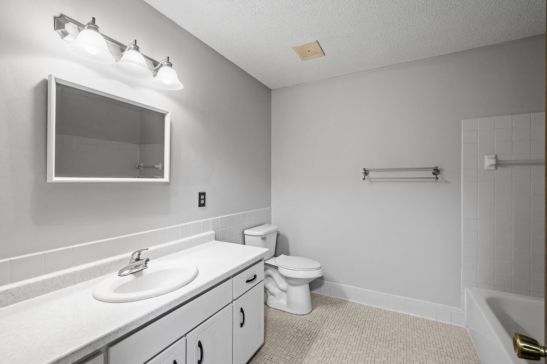 450 Ford Road, Unit 319 St. Louis Park, MN 55426 - Photo 14 of 27