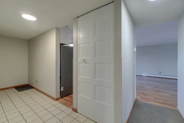 $2,650 | 450 Ford Road, Unit 319, St. Louis Park, MN 55426