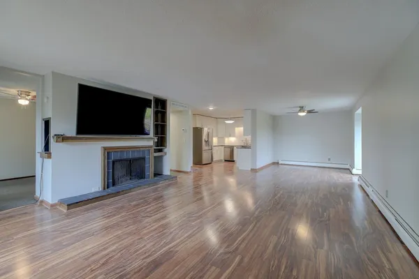 $2,650 | 450 Ford Road, Unit 319, St. Louis Park, MN 55426