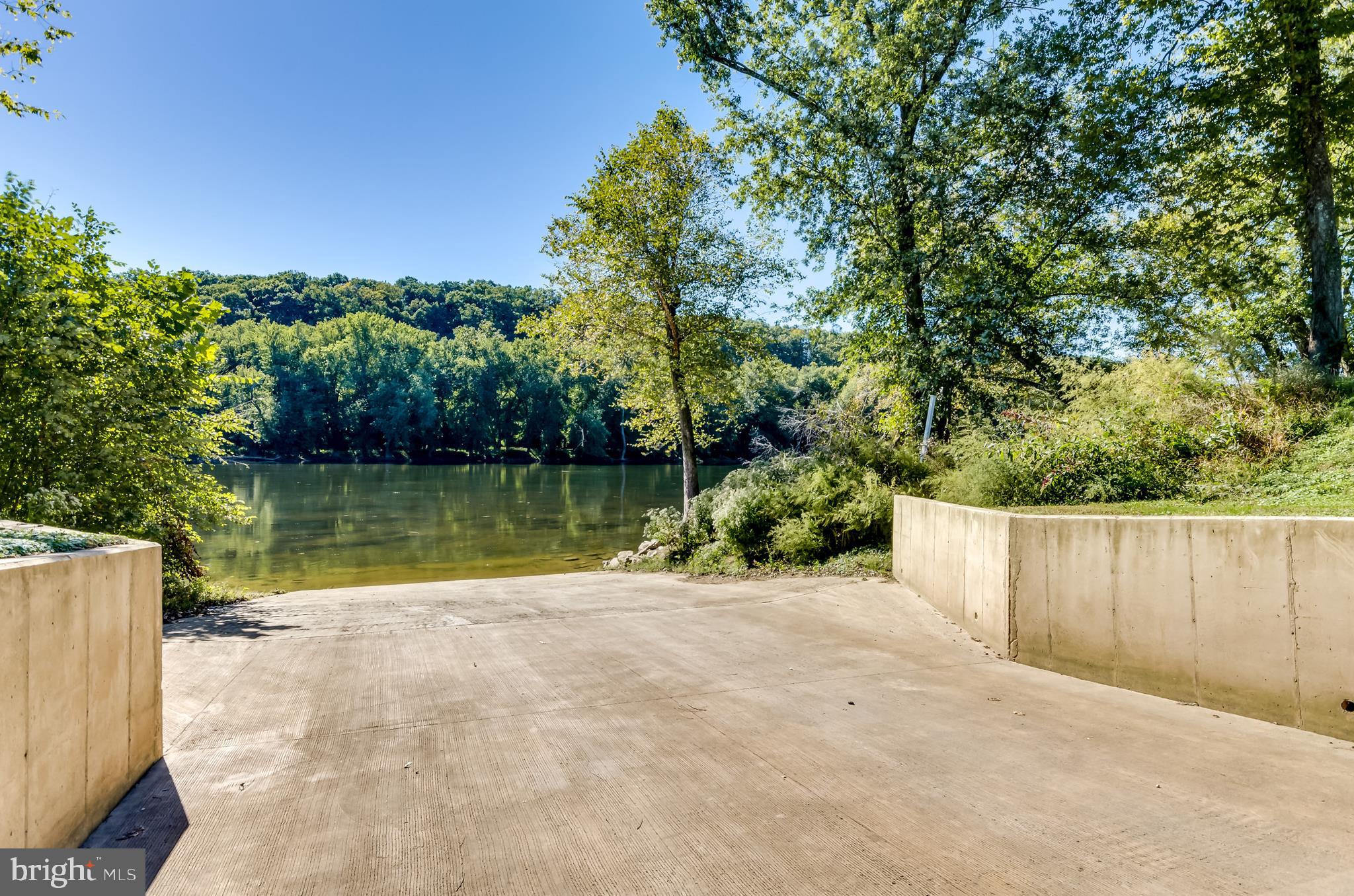 45 Gauley Riv Path Falling Waters, WV 25419 - Photo 43 of 47 Potomac River access