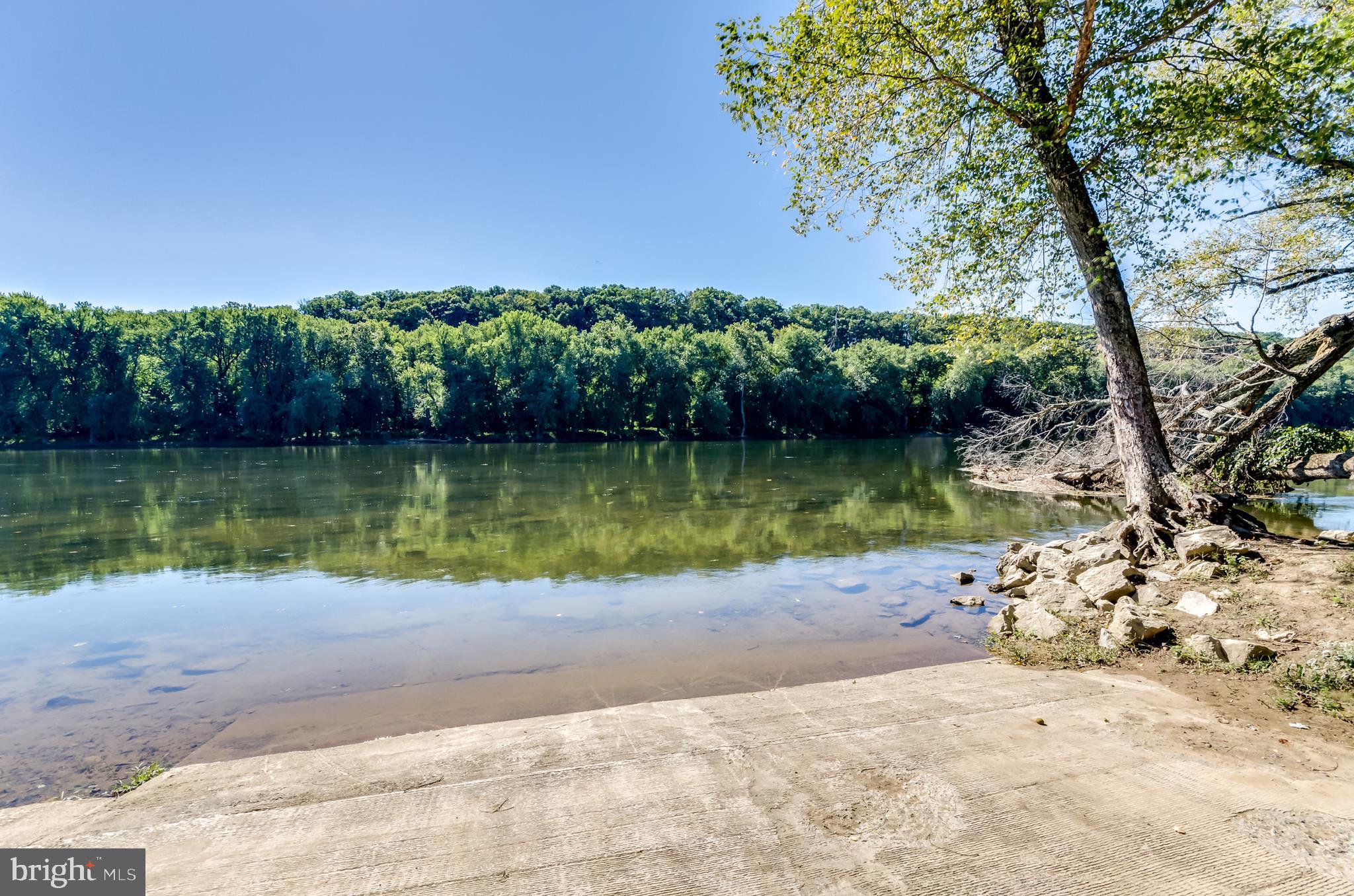 45 Gauley Riv Path Falling Waters, WV 25419 - Photo 44 of 47 Potomac River access