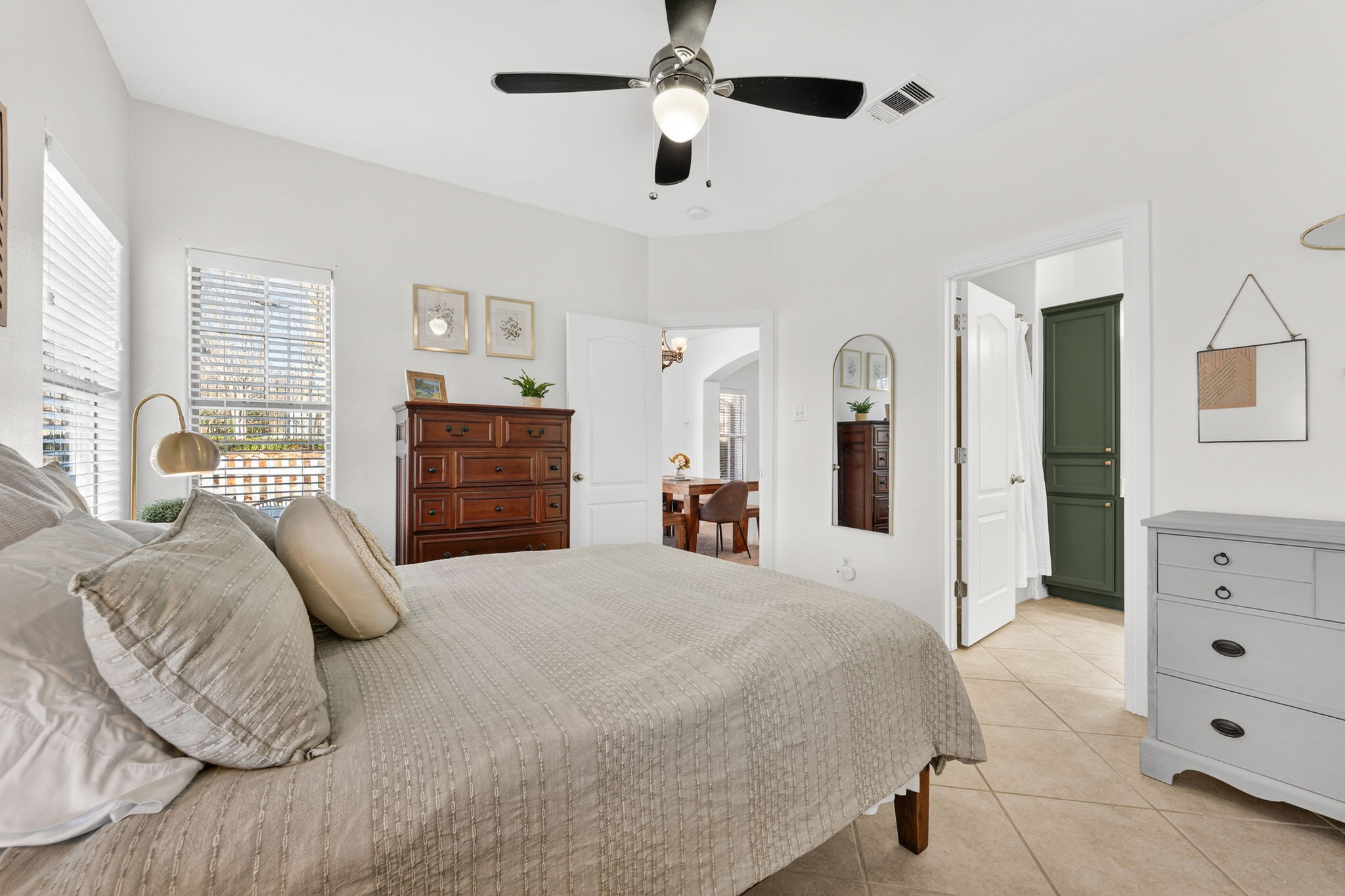 6801 Beckett Road, Unit 114R Austin, TX 78749 - Photo 11 of 21 a bedroom with a bed and a dresser