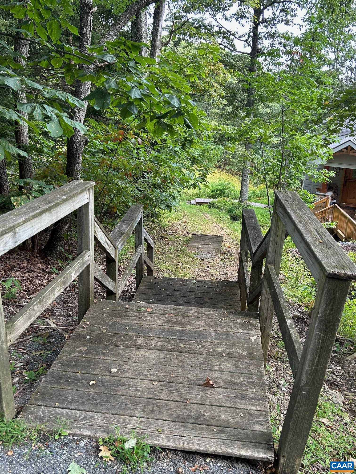 134 Squirrel Tree Lane Roseland, VA 22967 - Photo 36 of 40 a view of an outdoor space