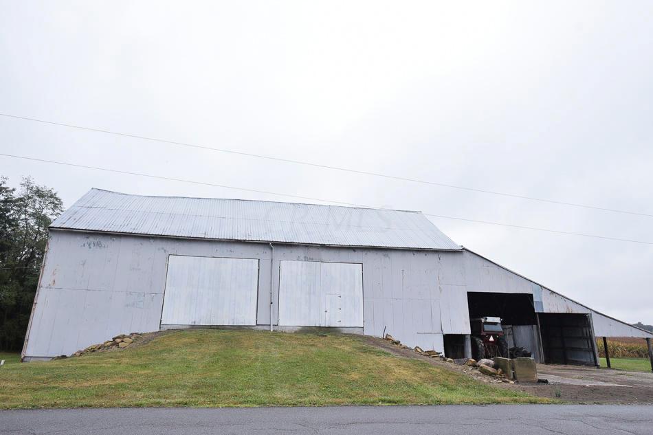 5470 Drum Road Southwest Amanda, OH 43102 - Photo 6 of 54 Gallery Image 6