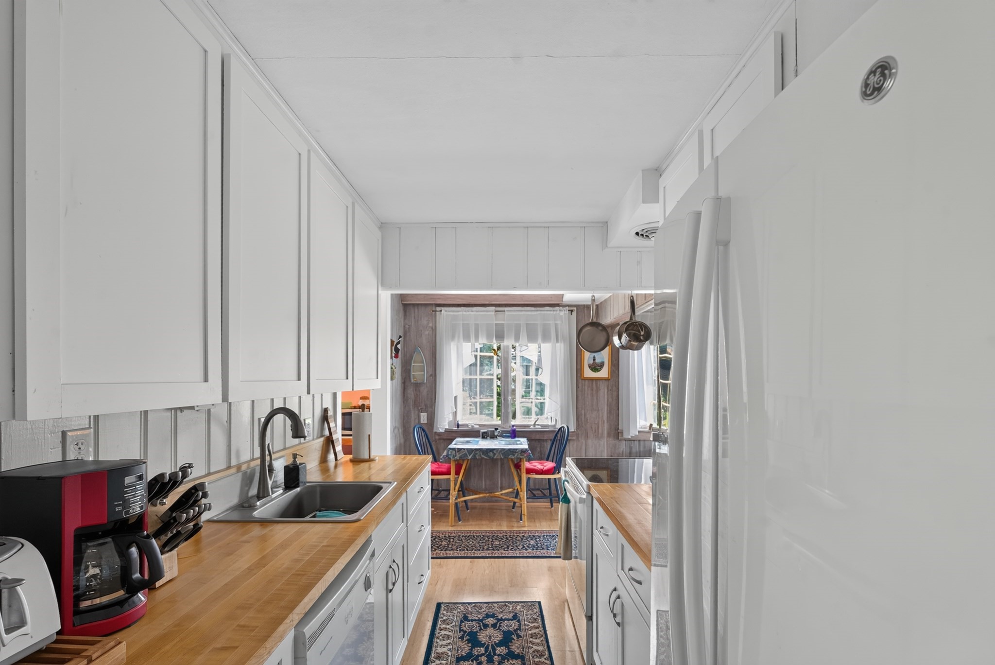 19 Town Lot Road Edgartown, MA 02539 - Photo 5 of 31 Gallery Image 5