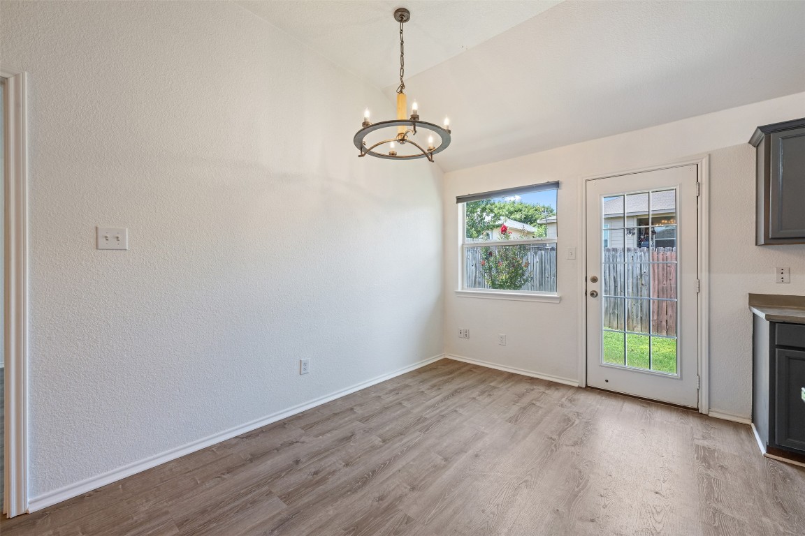 109 Calcite Lane Jarrell, TX 76537 - Photo 13 of 40