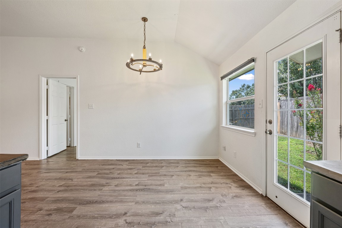 109 Calcite Lane Jarrell, TX 76537 - Photo 14 of 40