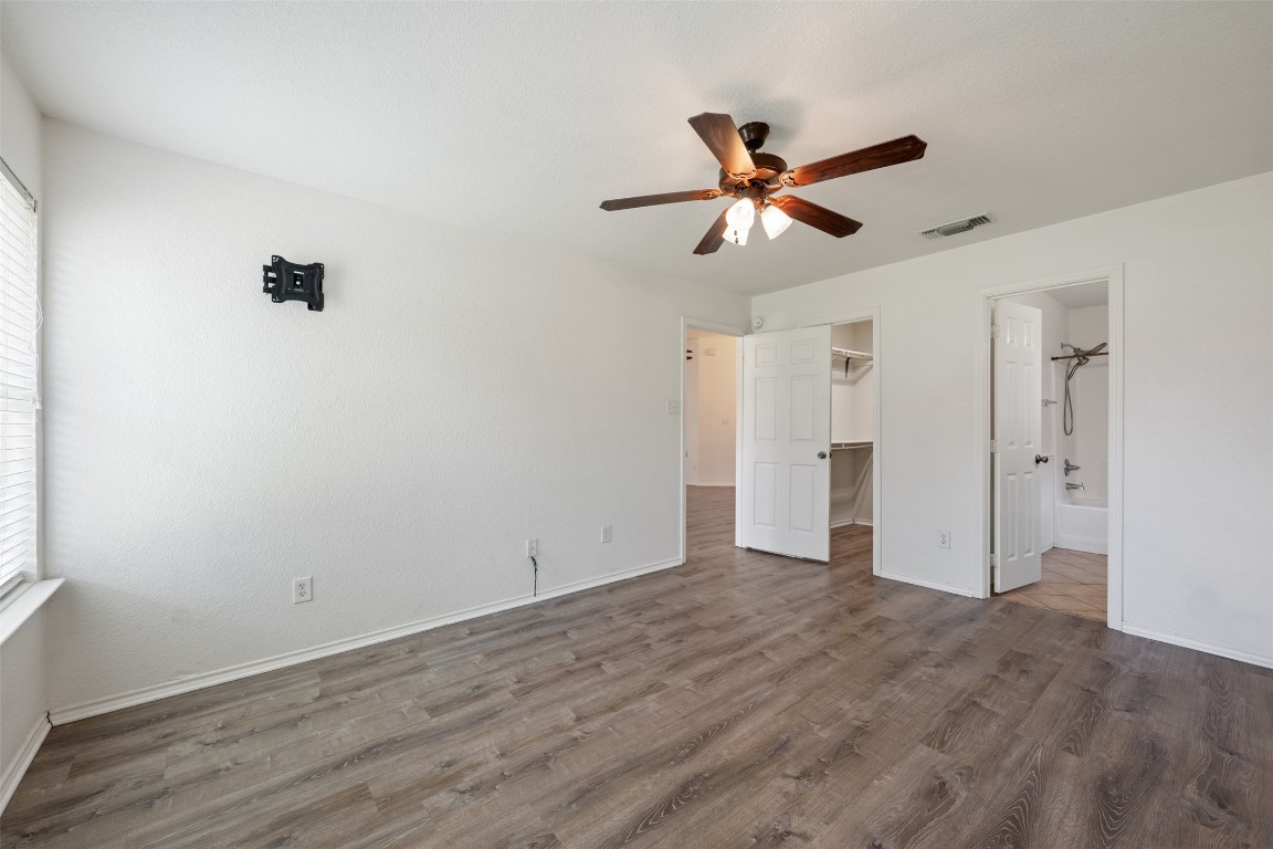 109 Calcite Lane Jarrell, TX 76537 - Photo 23 of 40