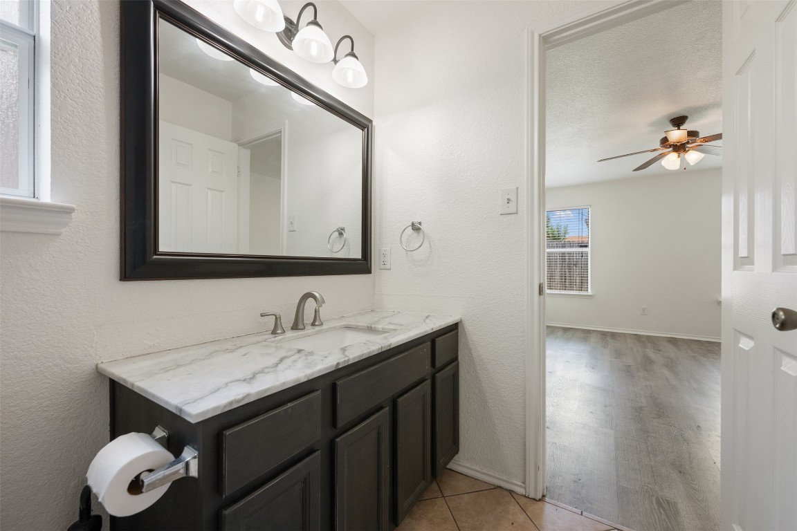 109 Calcite Lane Jarrell, TX 76537 - Photo 27 of 40