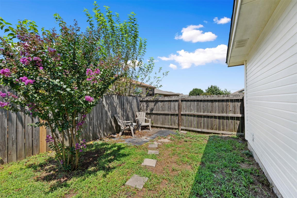 109 Calcite Lane Jarrell, TX 76537 - Photo 39 of 40