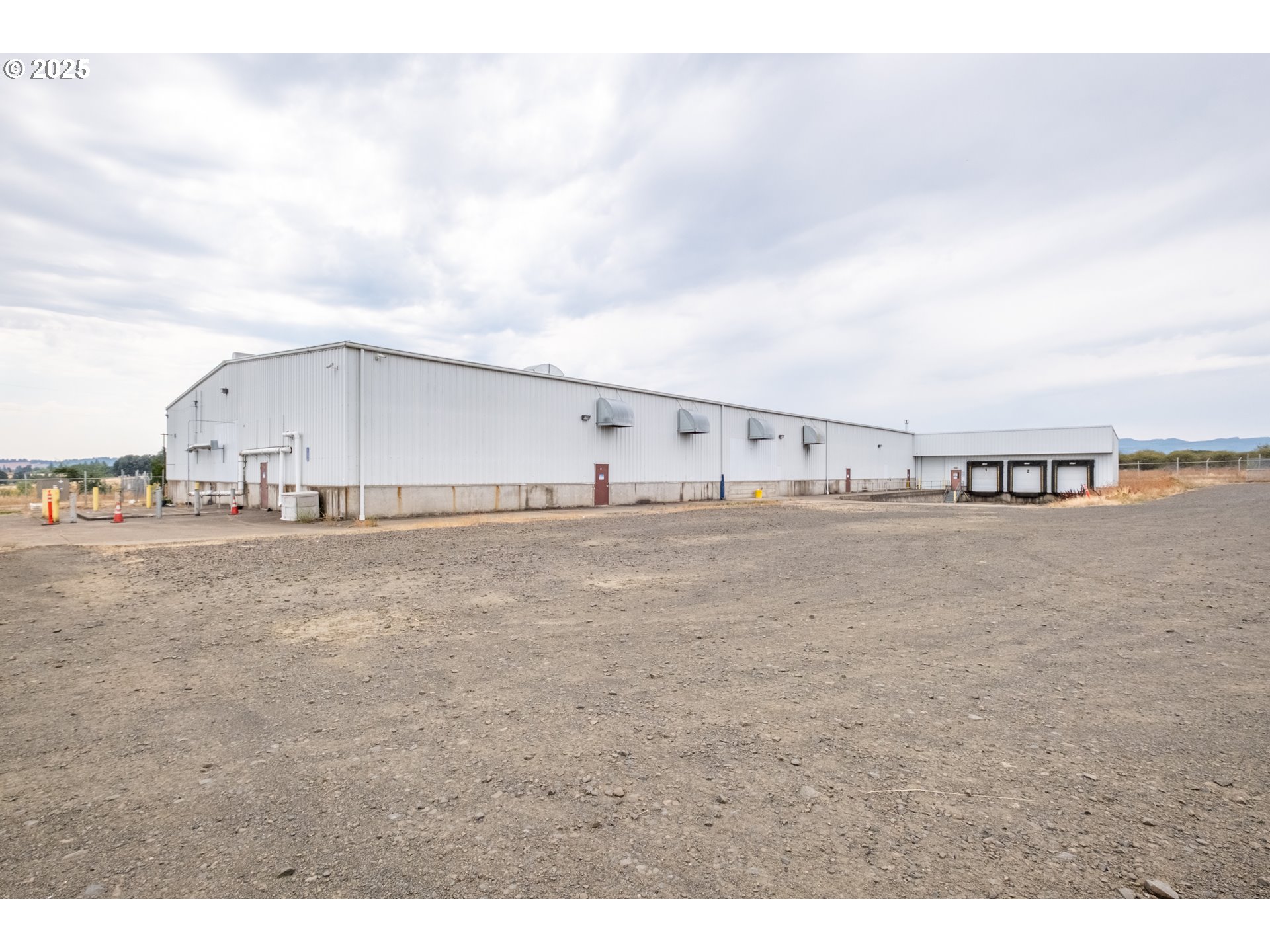 595 North Fir Villa Road Dallas, OR 97338 - Photo 26 of 37