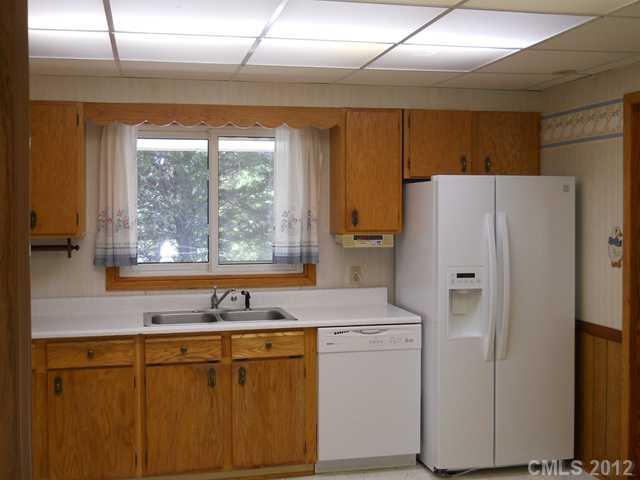 6313 Davis Road Waxhaw, NC 28173 - Photo 6 of 16 Gallery Image 6