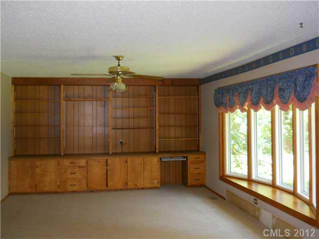 6313 Davis Road Waxhaw, NC 28173 - Photo 7 of 16 Gallery Image 7