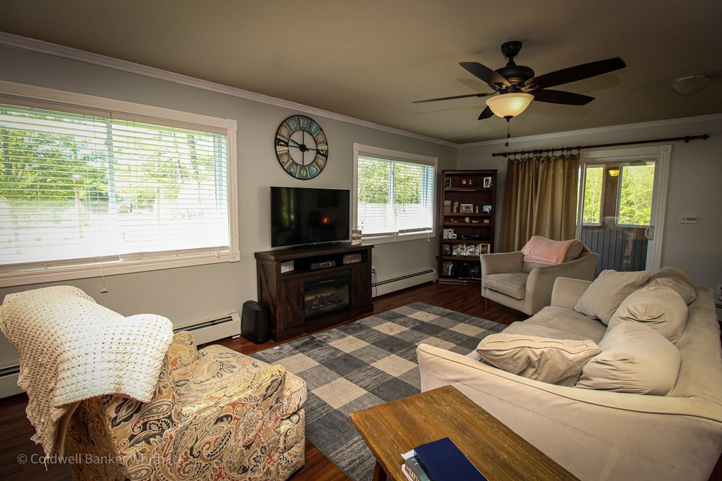 54 Baker Road Morrisonville, NY 12962 - Photo 7 of 38 Gallery Image 7