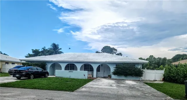 $3,000 | 2940 Northeast 19th Terrace, Lighthouse Point, FL 33064